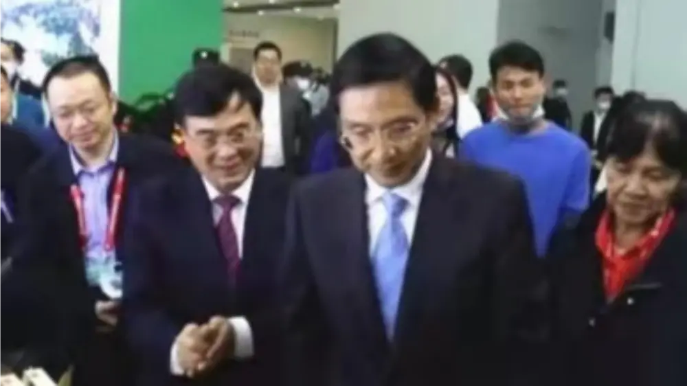 Jiangxi provintsi rahvavalitsuse asekuberner külastab meie boksi Provincial Forestry Expol